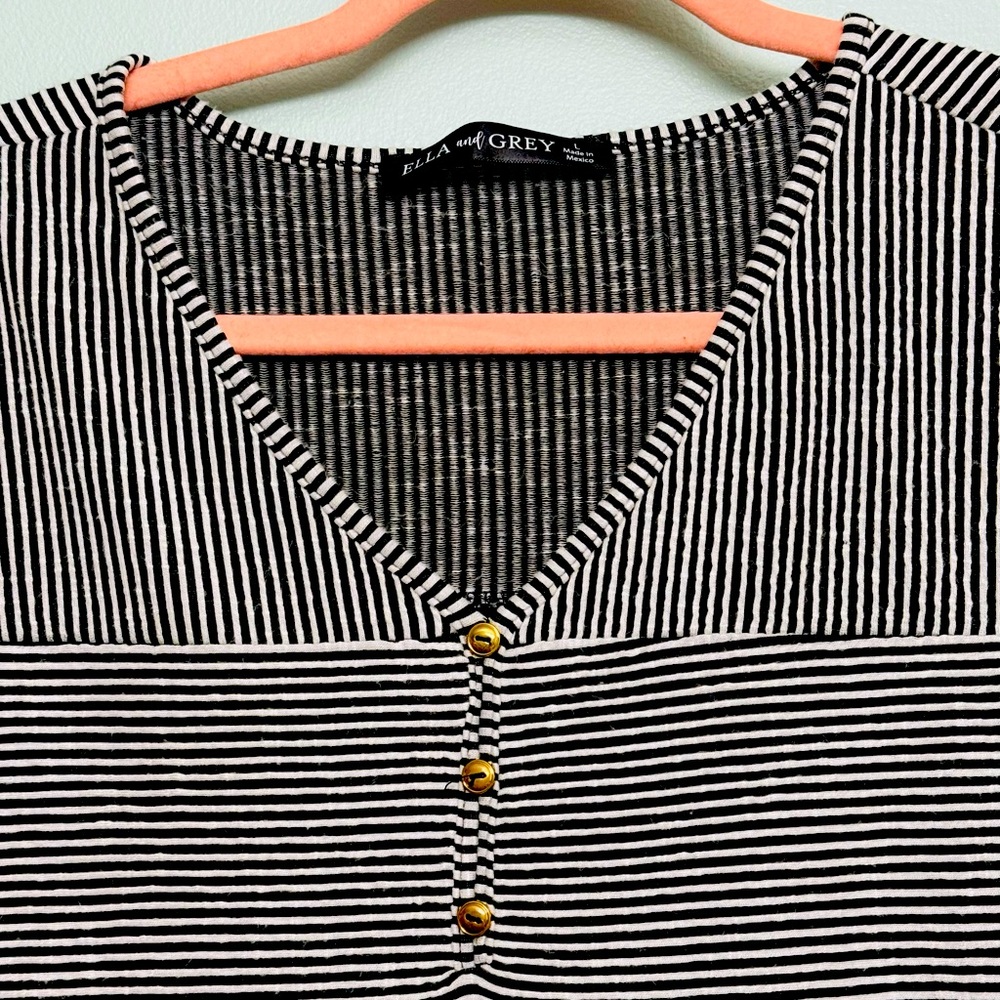Black and white blouse